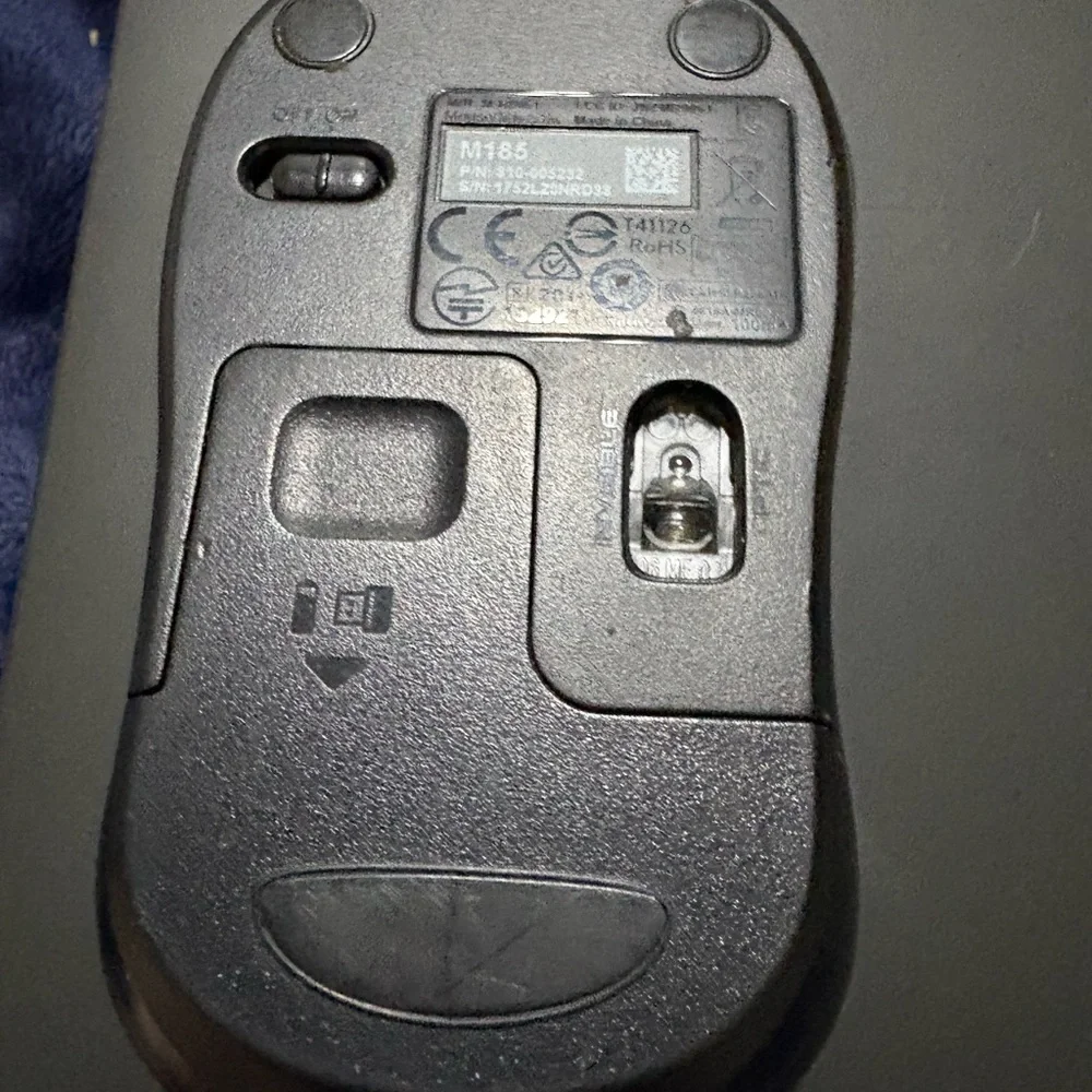 Logitech M185 Wireless Optical Mouse with USB Receiver Black